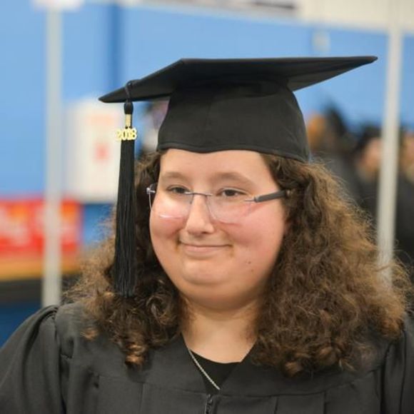 Meet your Posher, Kristen - Picture 1 of 1